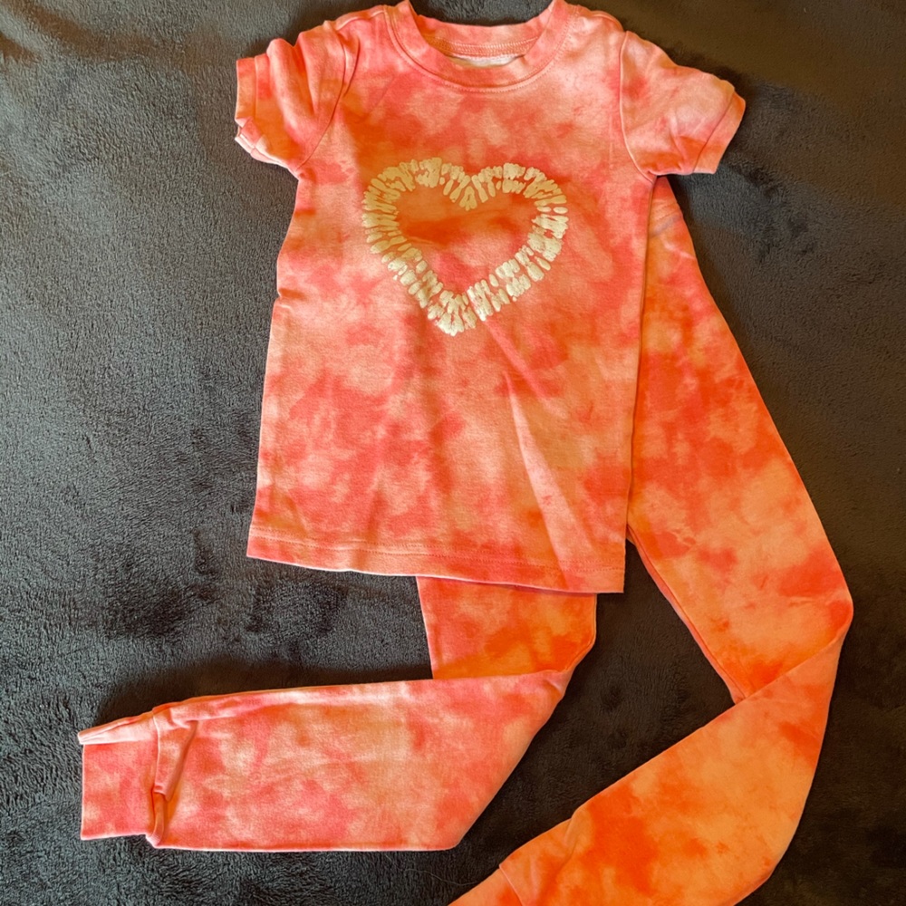 5 for $20-Old Navy Tie Dyed Toddler PJs-Size 5T-Excellent used condition